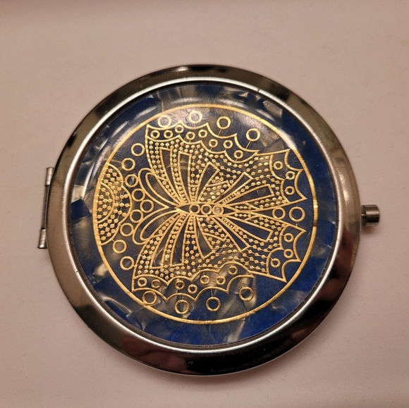 SOLD - Small purse compact mirror - Picture 1 of 3